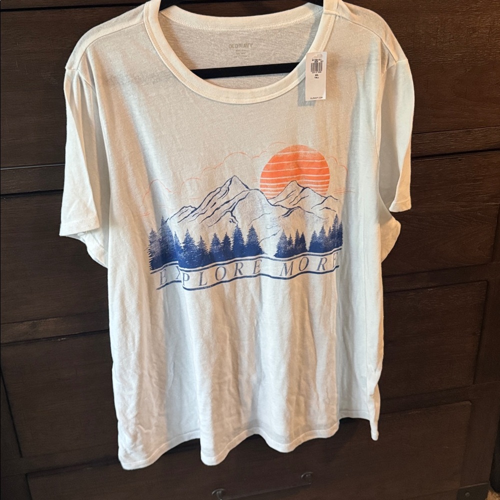 Old Navy White Graphic T-Shirt